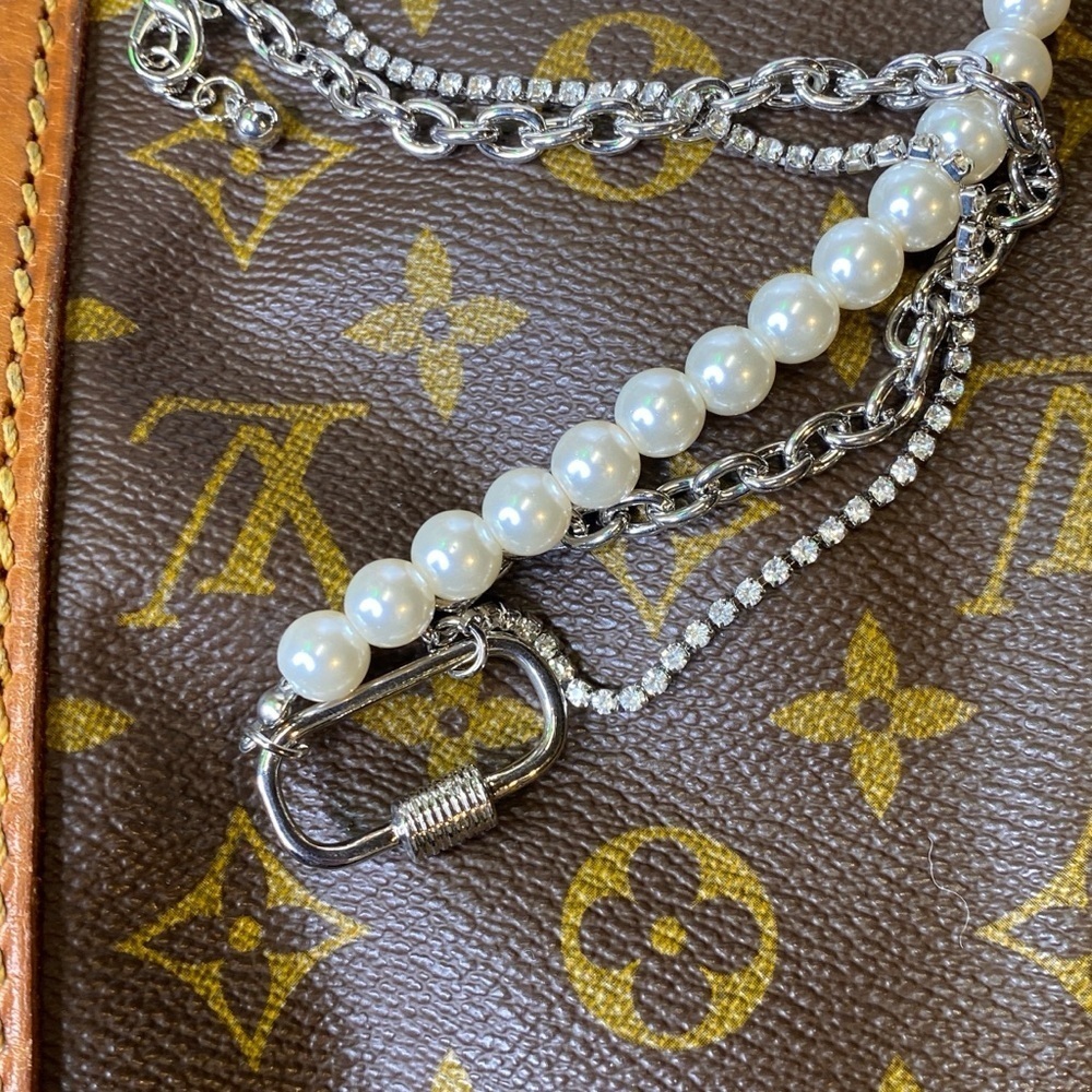 NWOT spectacular necklace w/pearls, rhinestones, silver chain LAST ONE!